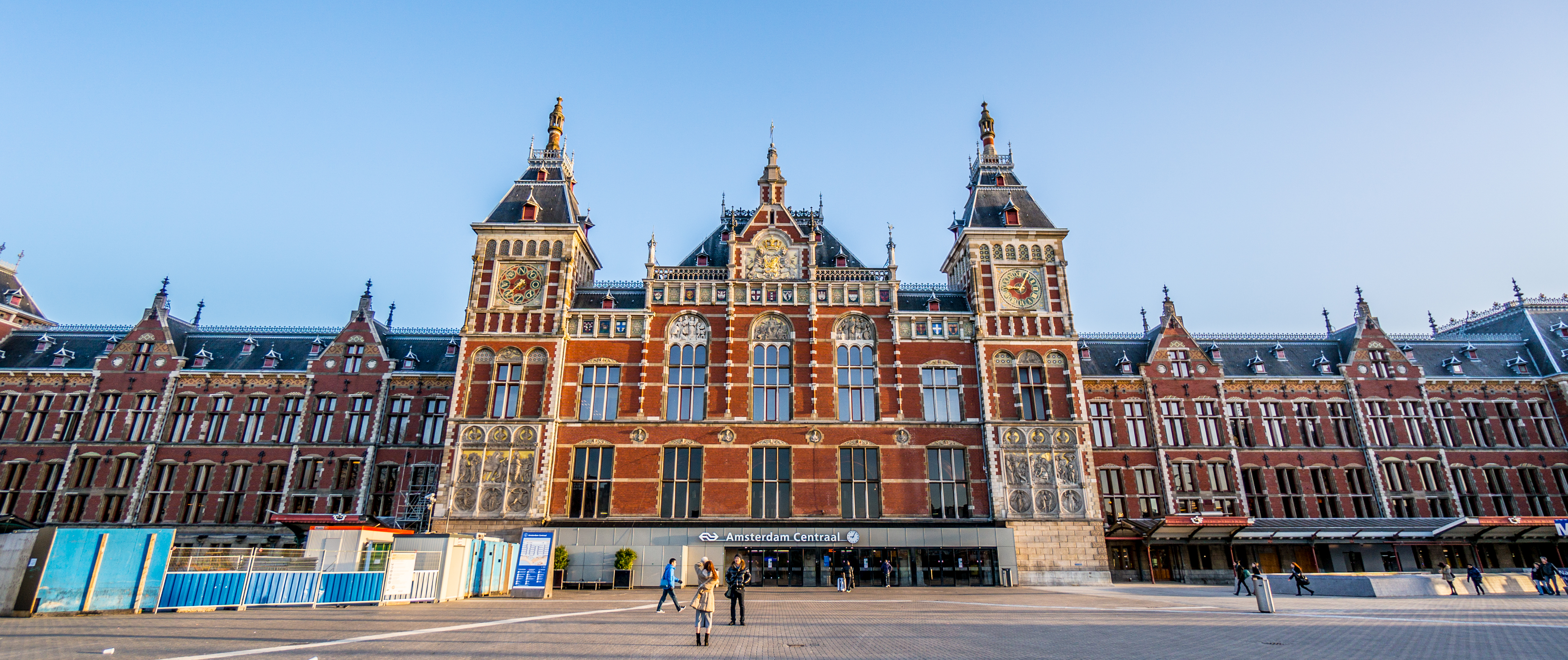 Amsterdam_Central_Station1